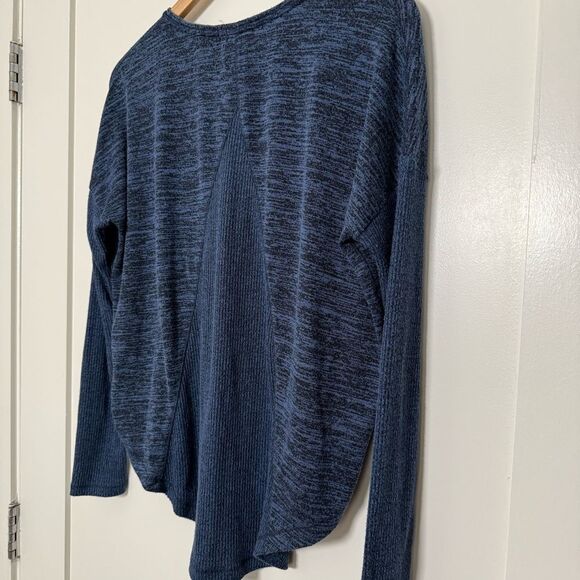 Rag & Bone Jean Top Womens Size Small Blue Long Sleeve Crew Neck High Low Hem - Picture 7 of 11